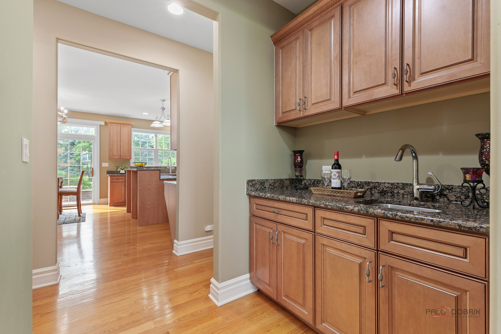 312 Camargo Court - Photo 11