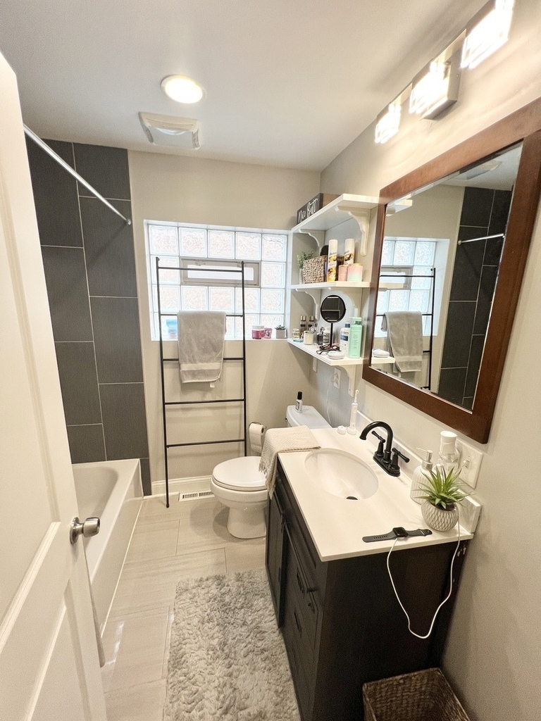 5536 N Major Avenue - Photo 10