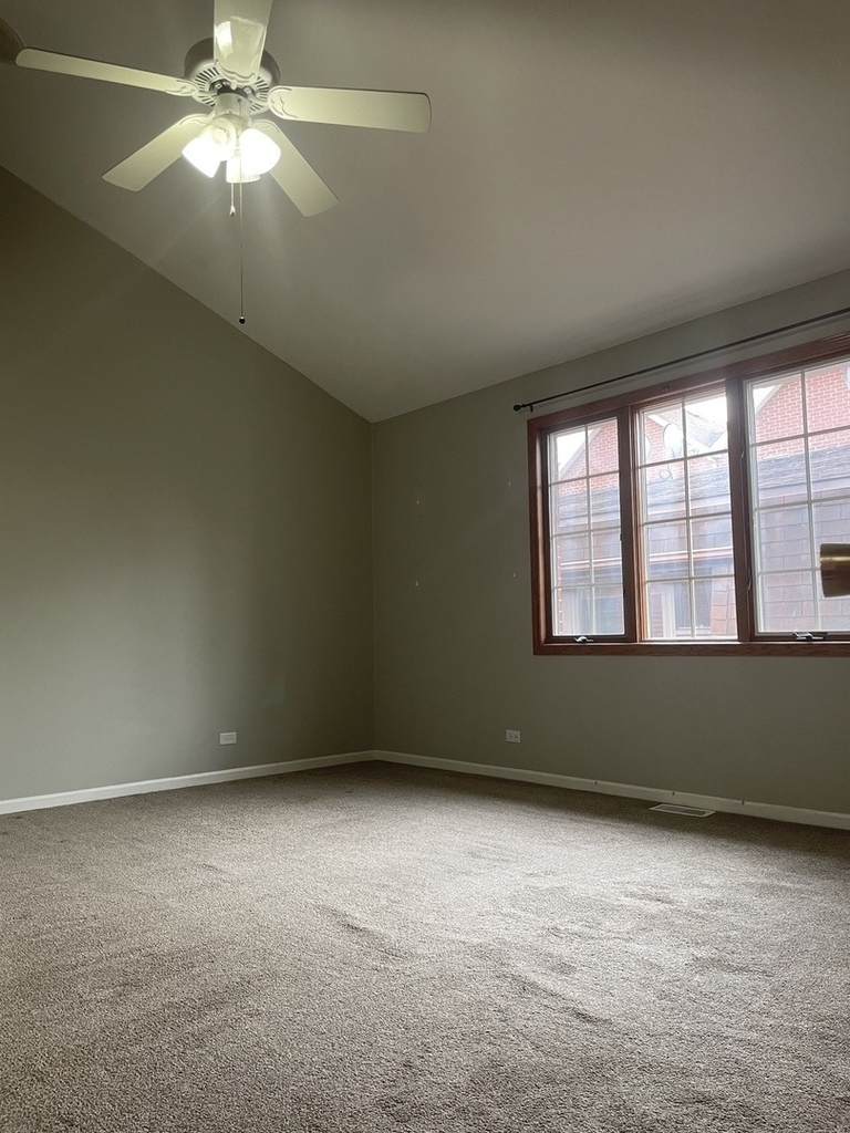 309 Elgin Avenue - Photo 6
