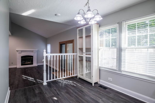 1575 Stockton Lane - Photo 8