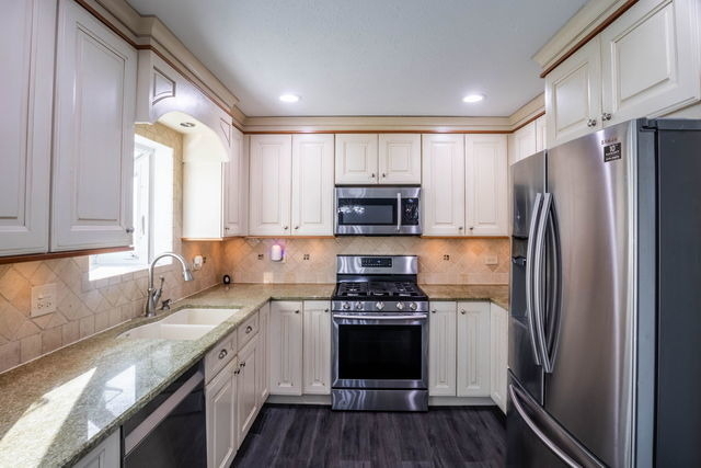 1575 Stockton Lane - Photo 7