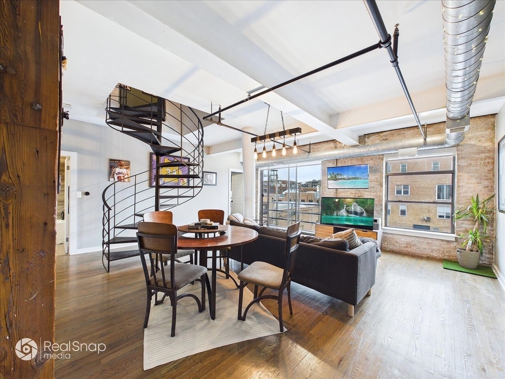 2221 N Lister Avenue - Photo 1