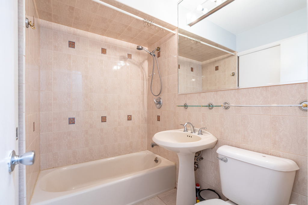 301 N Derbyshire Avenue - Photo 20