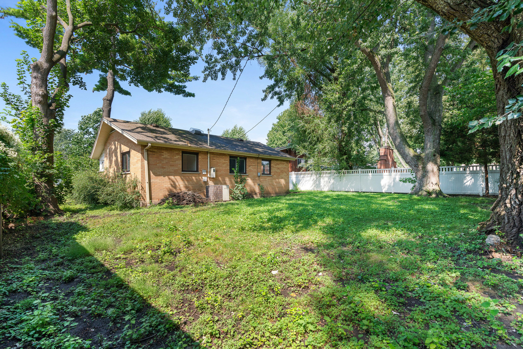 301 N Derbyshire Avenue - Photo 21