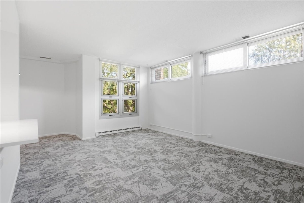 4170 N Marine Drive - Photo 5