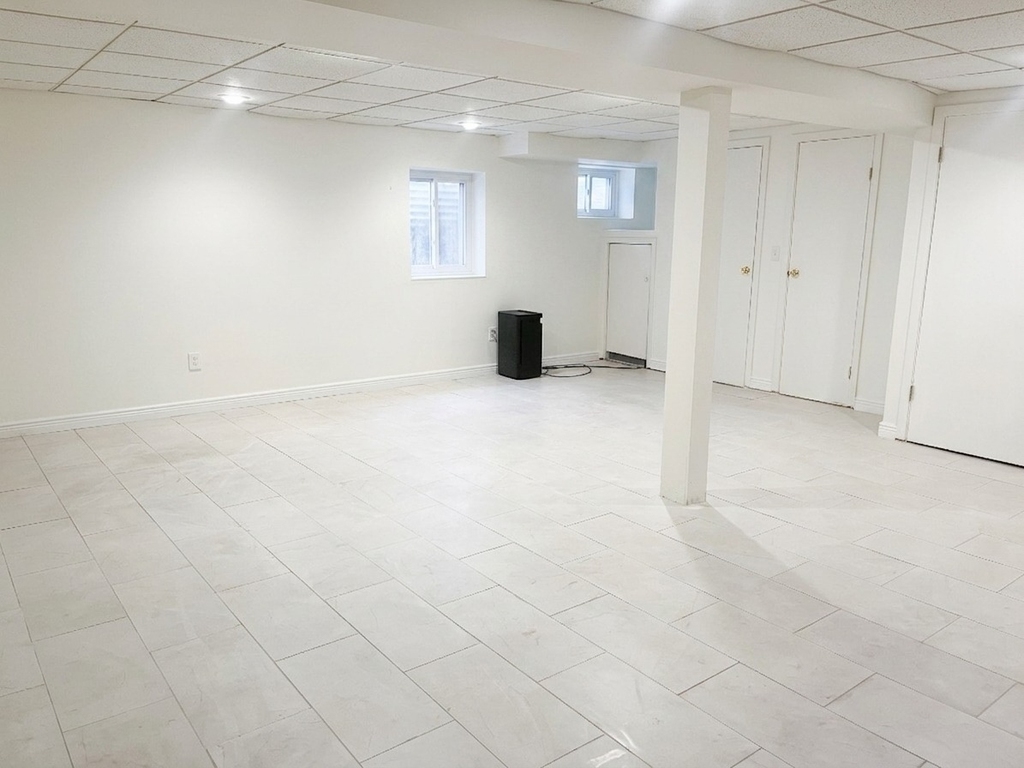 196 Westminster Way - Photo 9