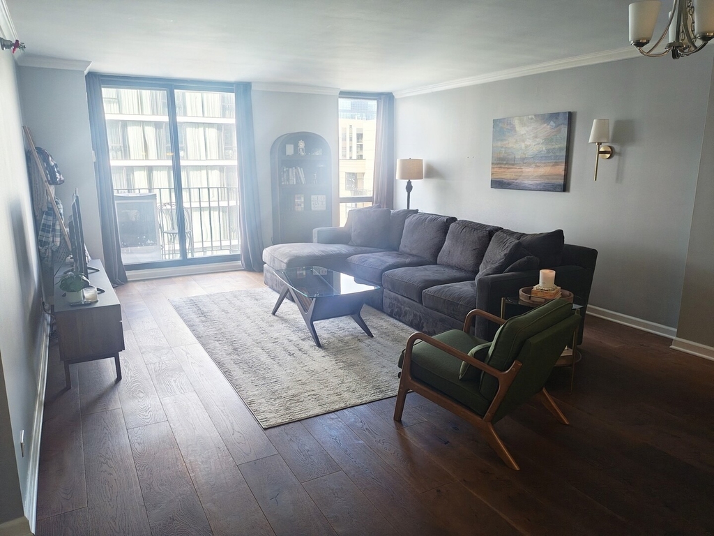 70 W Huron Street - Photo 6