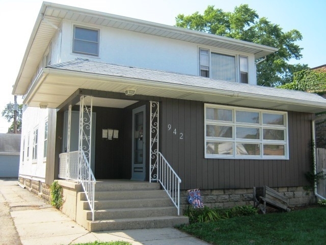 942 North Avenue - Photo 0