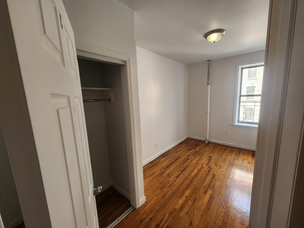 600 West 138th Street - Photo 2