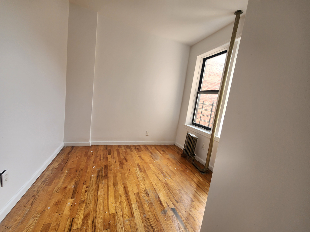 600 West 138th Street - Photo 4