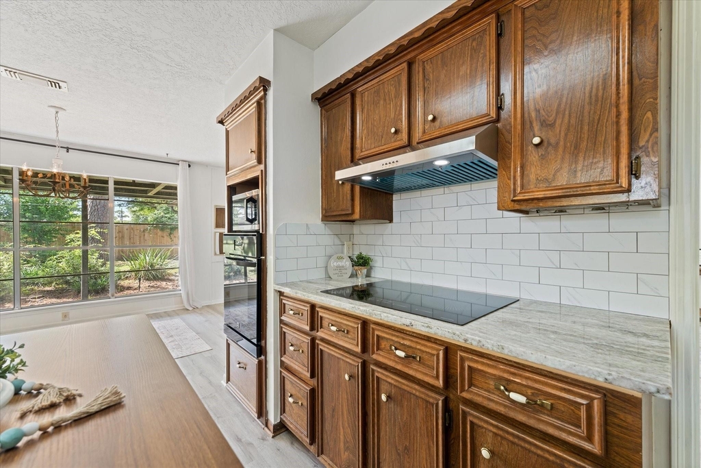3607 Camelot Street - Photo 15