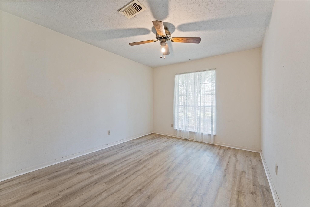 3607 Camelot Street - Photo 19