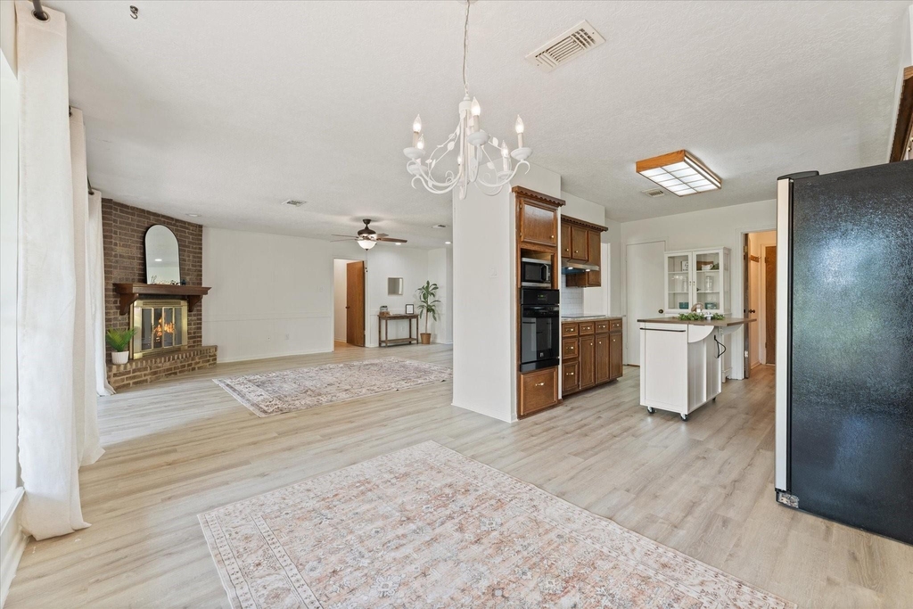 3607 Camelot Street - Photo 12