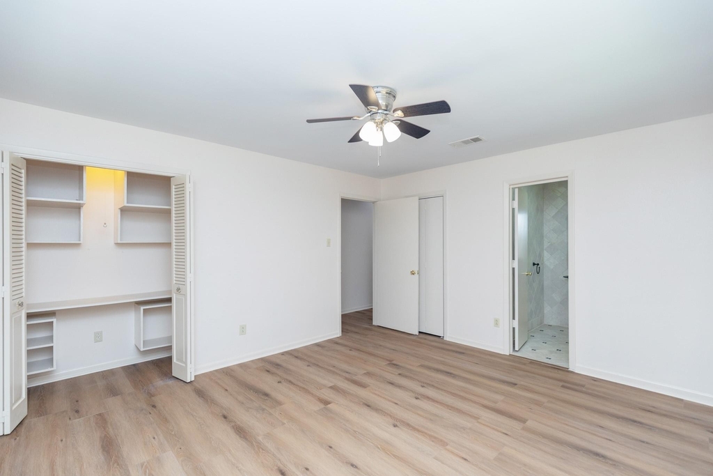 921 Victoria Drive - Photo 33