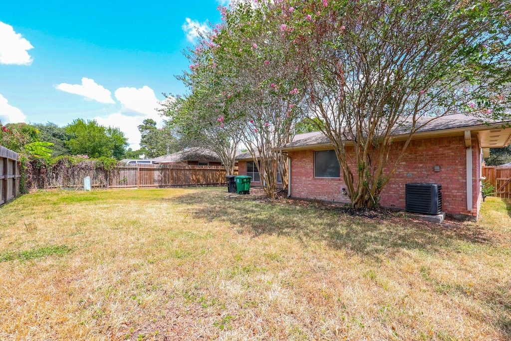 2306 Old Oak Lane - Photo 18