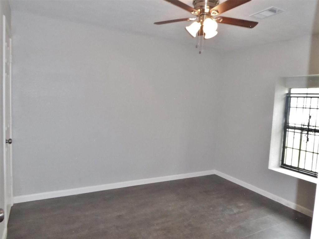 12902 Southspring Drive - Photo 16