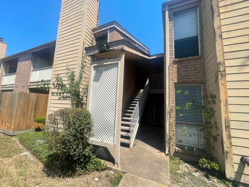 10211 Sugar Branch Drive - Photo 0