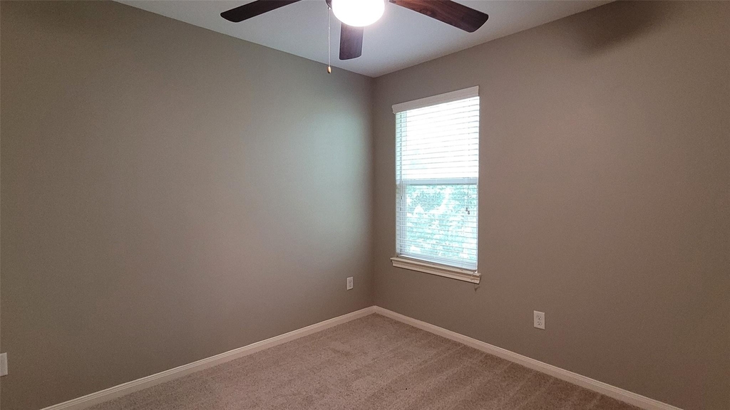 134 Artesian Way - Photo 13