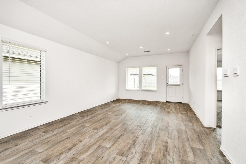 4243 Bromham Farms Drive - Photo 10