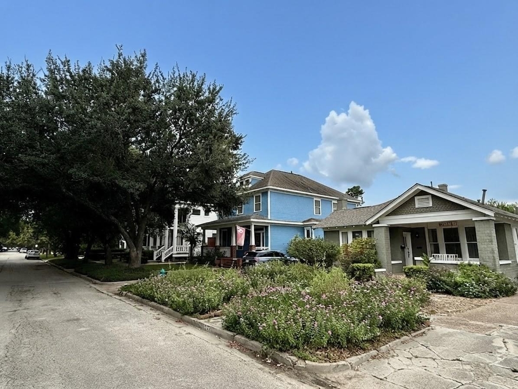 1322 Harvard Street - Photo 23