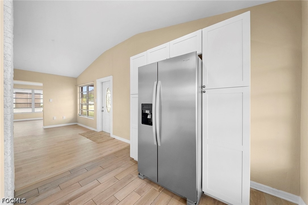 275 Lakeview Drive - Photo 9