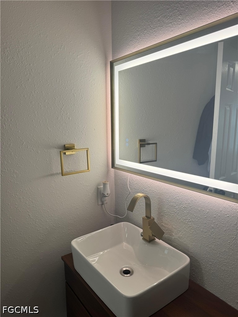 1864 Urbana Avenue - Photo 18