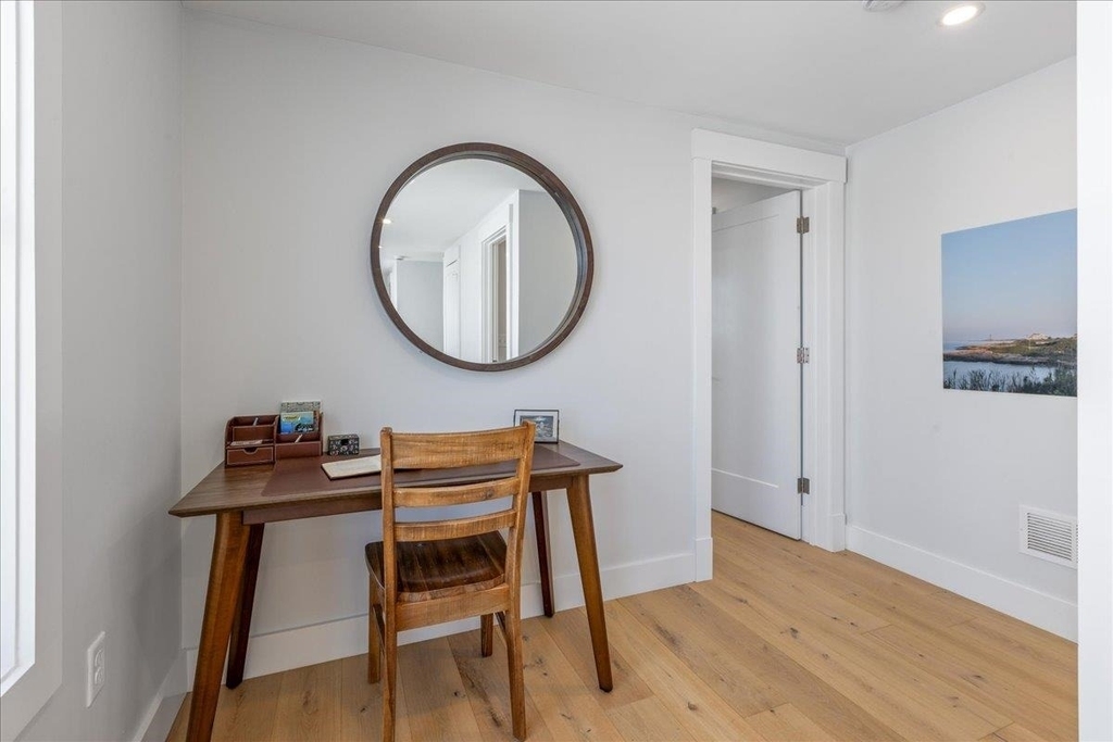 220 North End - Photo 28