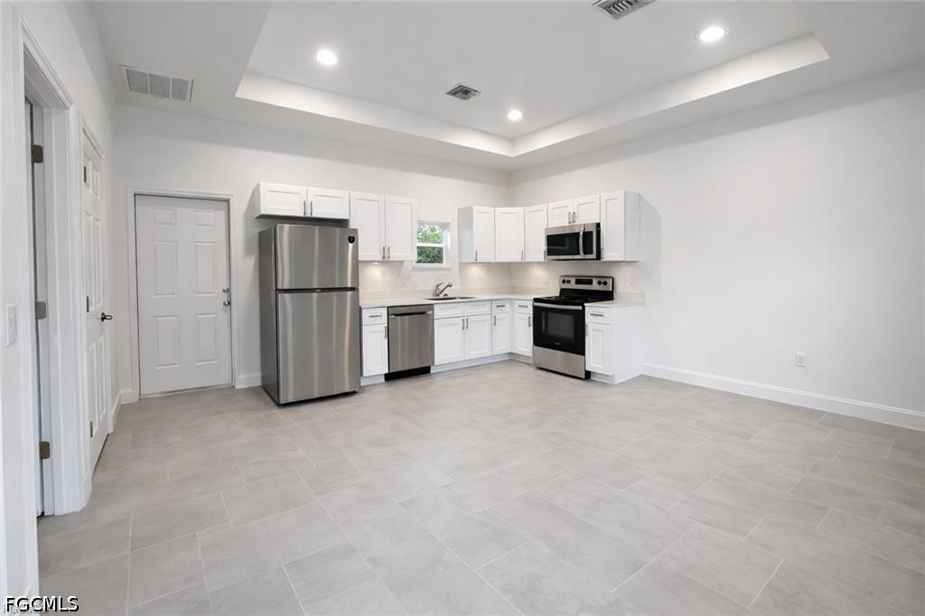 748 Genoa Avenue S - Photo 3