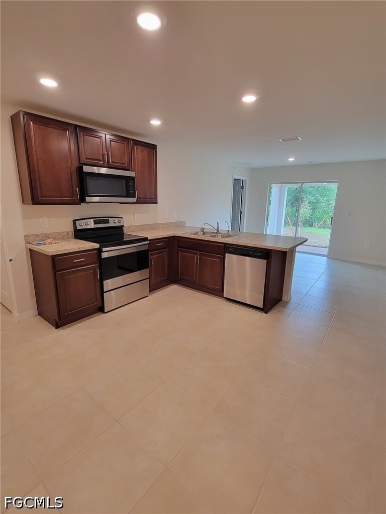 2603 65th Street W - Photo 8