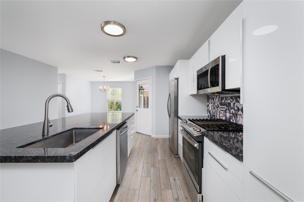 143 S Vesper Bend Circle - Photo 9
