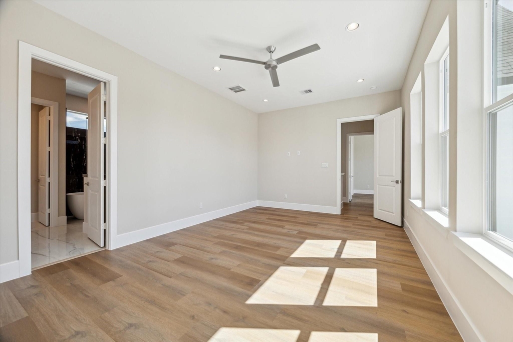 5613 Leonard Street - Photo 2