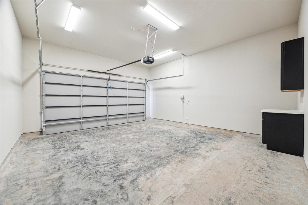 5613 Leonard Street - Photo 8