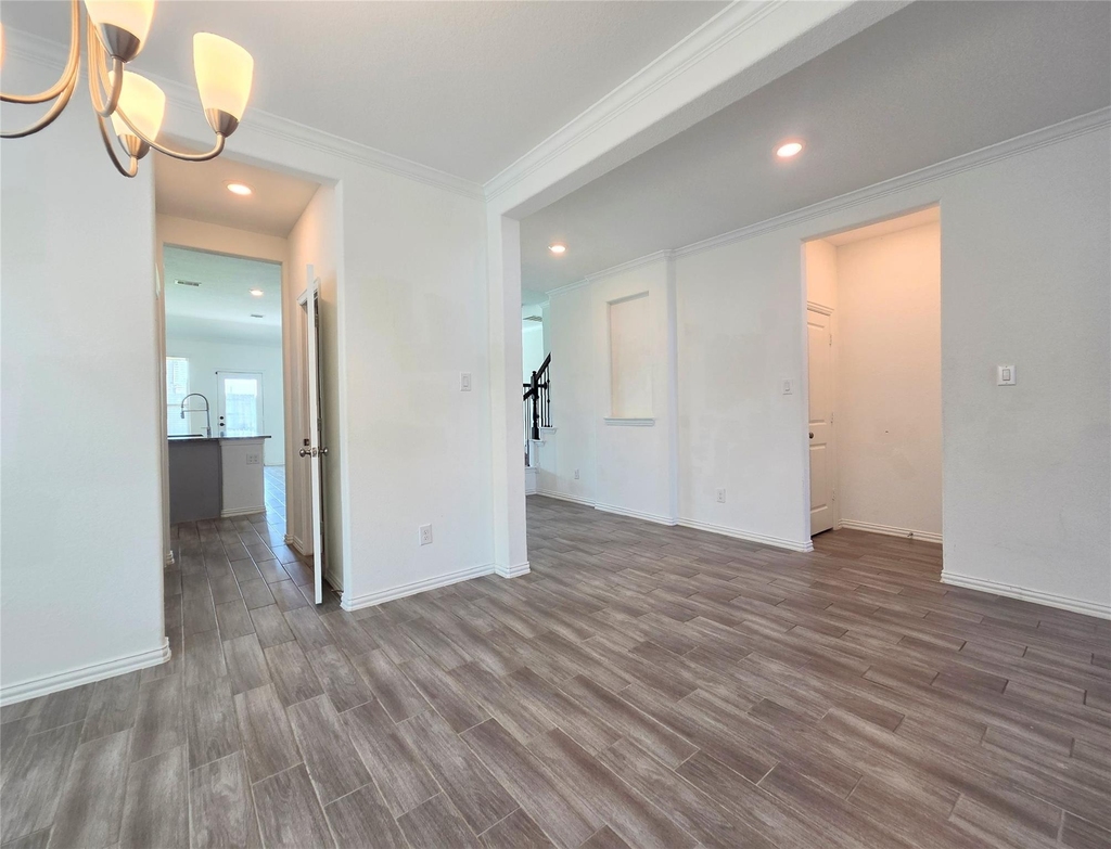 4826 Albany Ridge Lane - Photo 9
