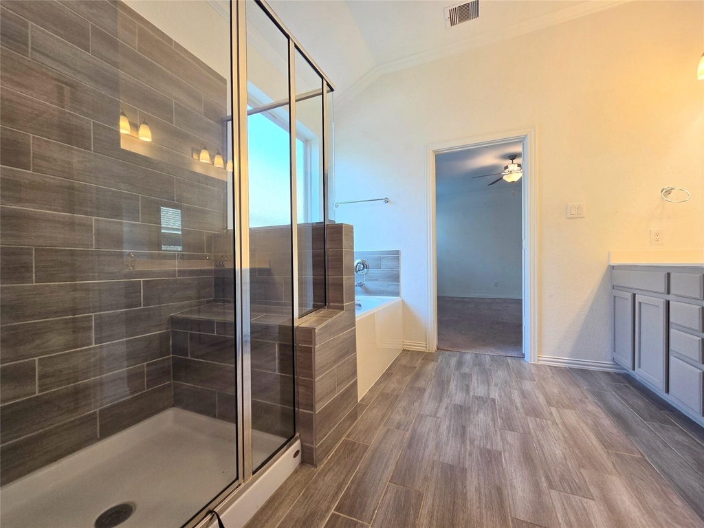 4826 Albany Ridge Lane - Photo 17