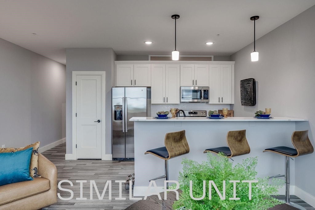 1230 Elm - Photo 3