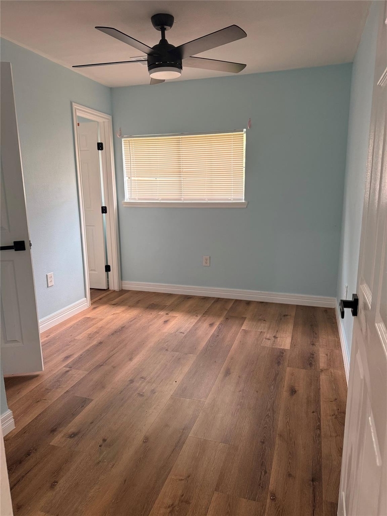 9438 Fuqua Street - Photo 7