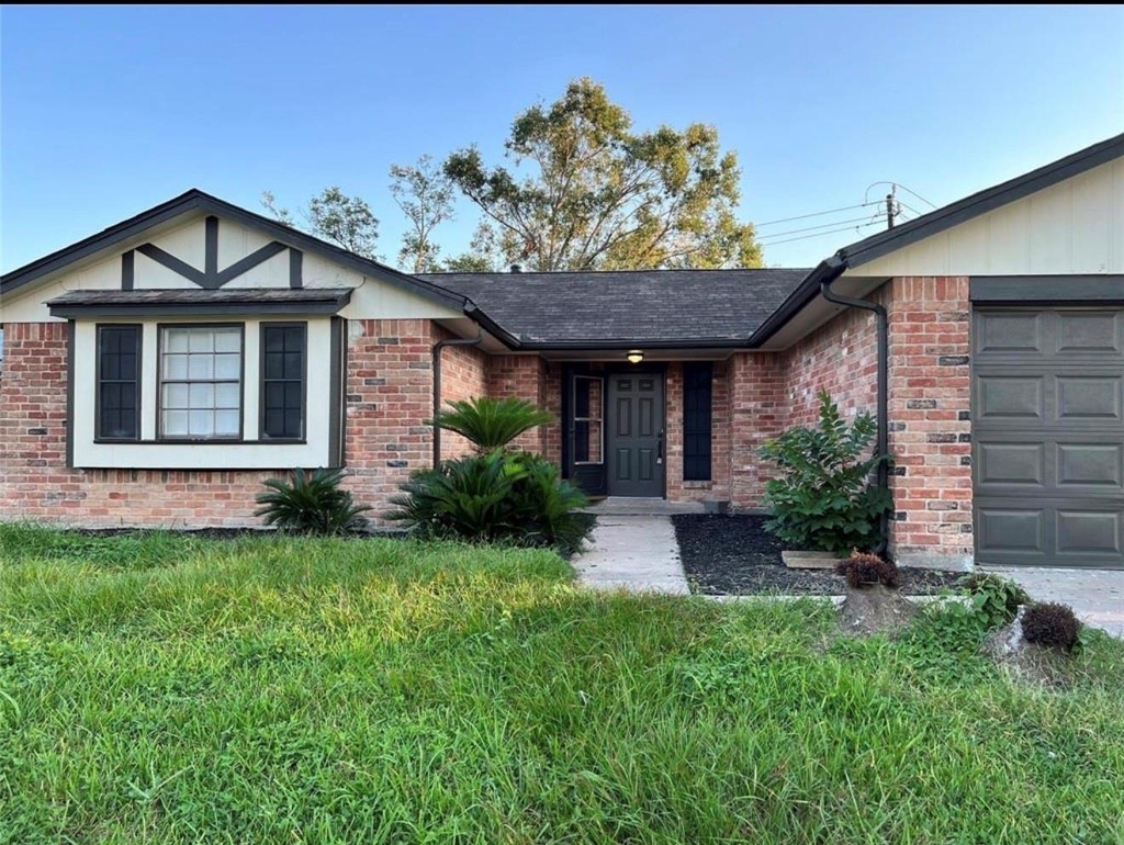 9438 Fuqua Street - Photo 0