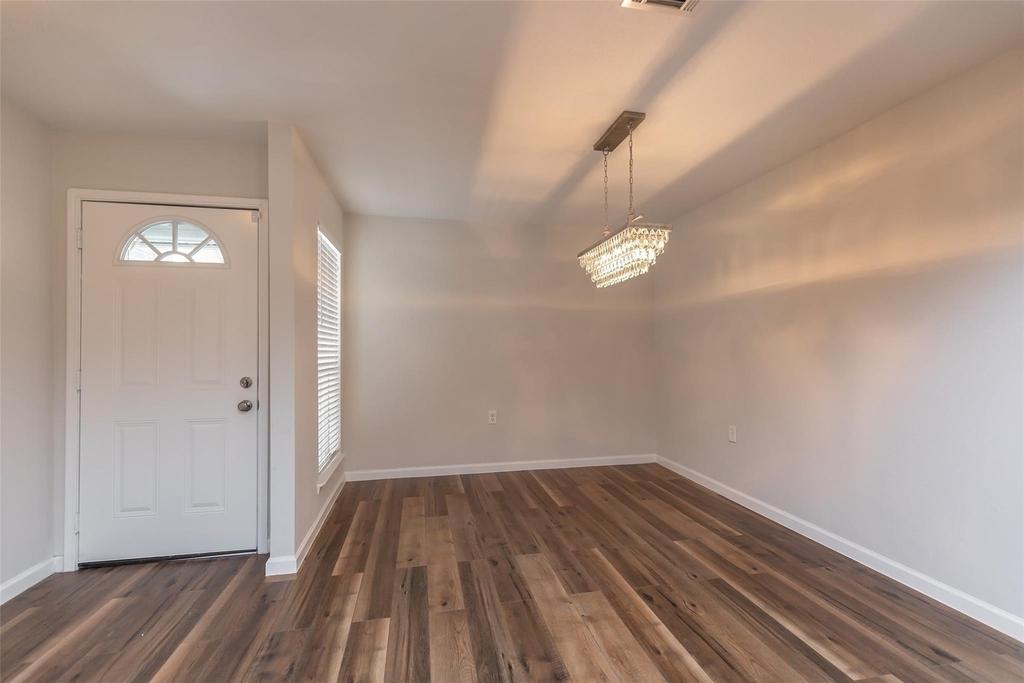 46 N Deerfoot Circle - Photo 5