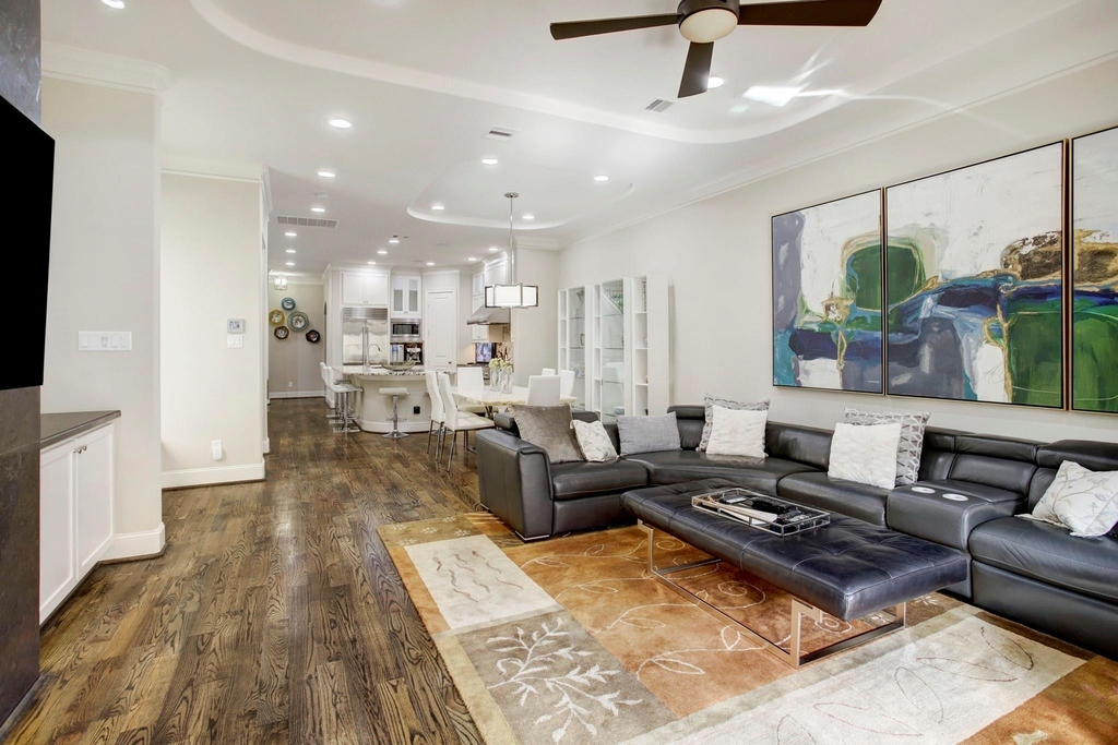 5025 Augusta Street - Photo 1