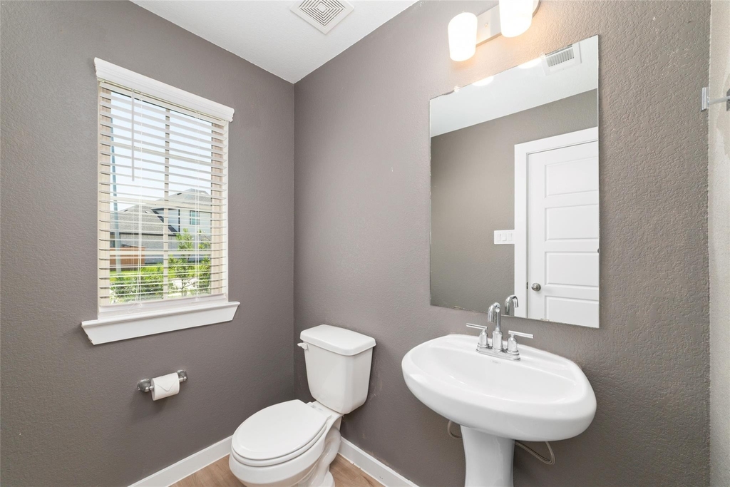 8326 Royal Breeze Drive - Photo 4