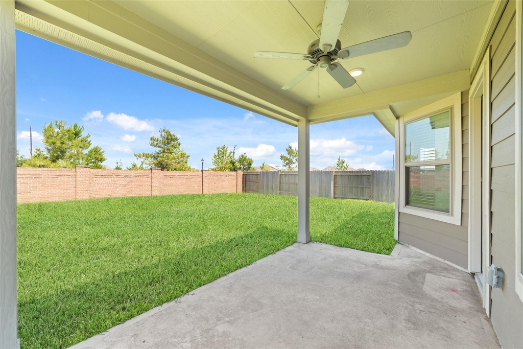 8326 Royal Breeze Drive - Photo 27
