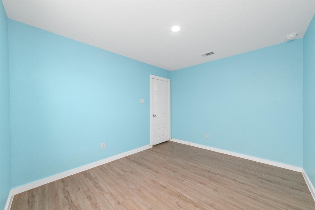 8326 Royal Breeze Drive - Photo 19