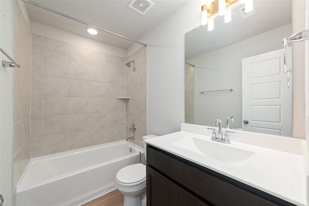 8326 Royal Breeze Drive - Photo 16
