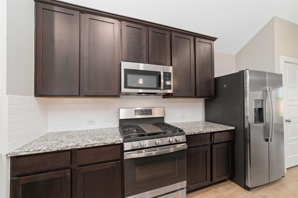 8326 Royal Breeze Drive - Photo 8