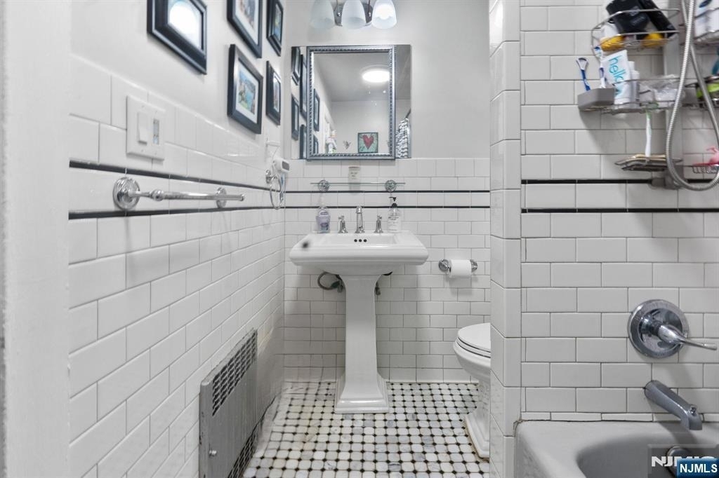 330 Simons - Photo 35