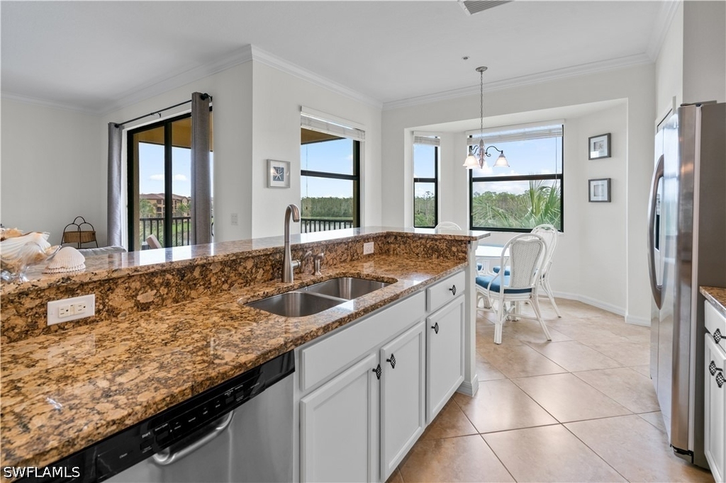 9735 Acqua Court - Photo 5