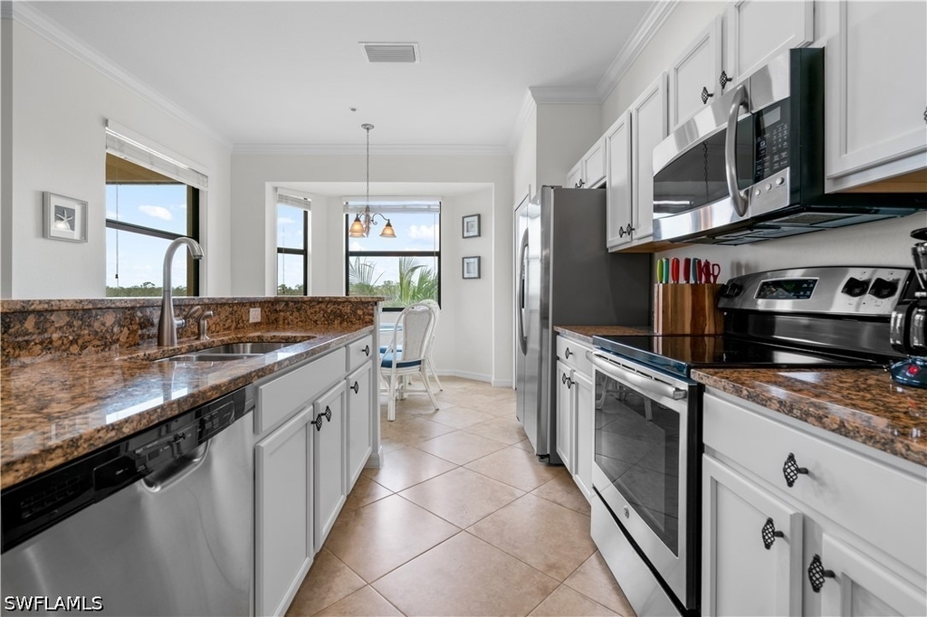 9735 Acqua Court - Photo 4