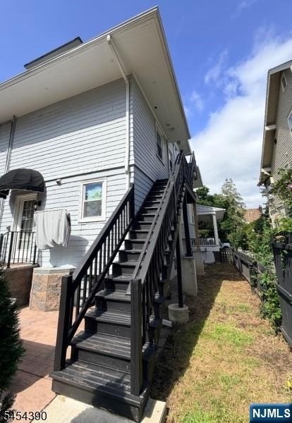 262 Claremont - Photo 1