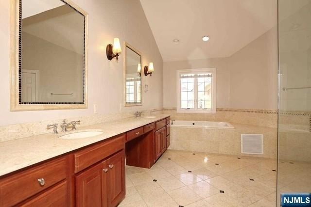 14 Kensington - Photo 36