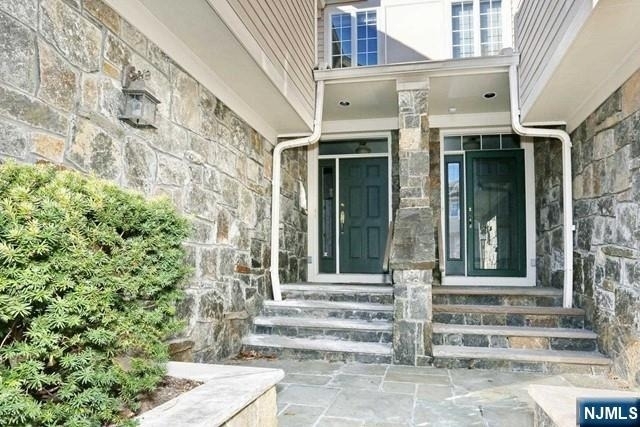 14 Kensington - Photo 2
